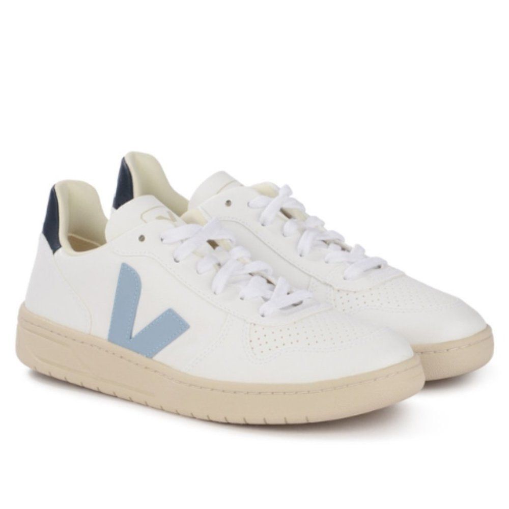 Veja Women's Blue And White V-10 CWL Leather Sneaker Shoes Size 9